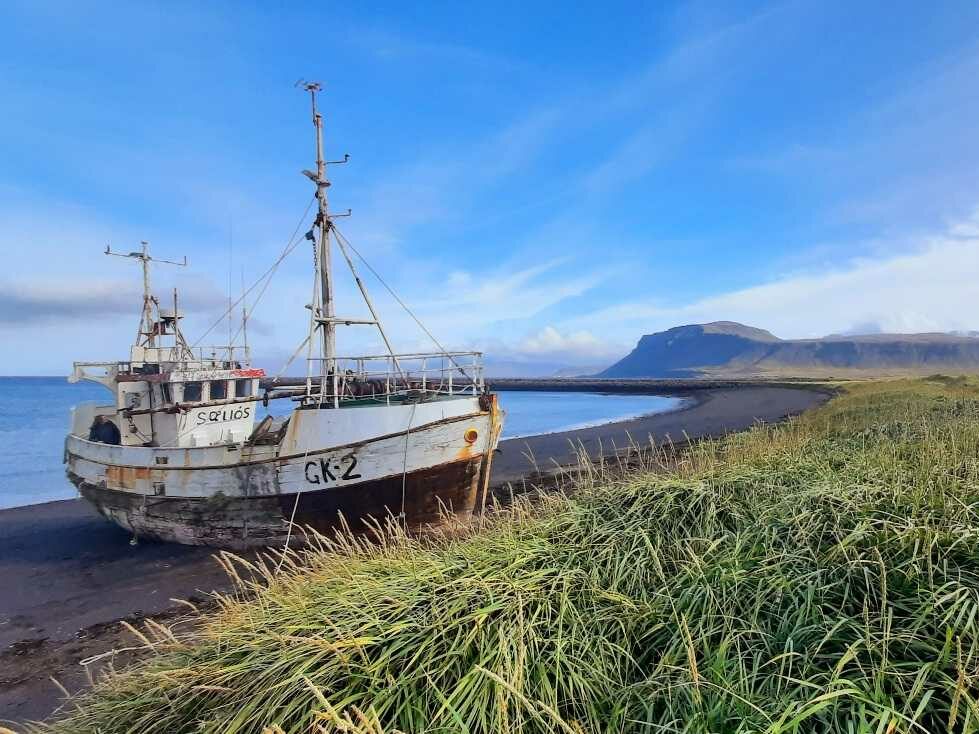 Wrak statku Sandgerdi Snaefellsnes Islandia