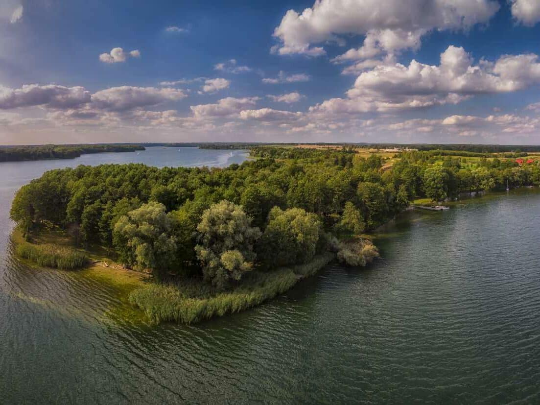 jezioro-drawsko-polska-fajne miejsca na wakacje w polsce