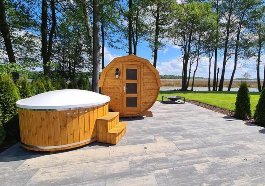 Domek na odludziu z jacuzzi, MAZURY chillout, Ryn
