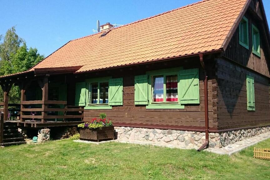 Domki na odludziu z jacuzzi, Dom w Szkotowie, Januszkowo