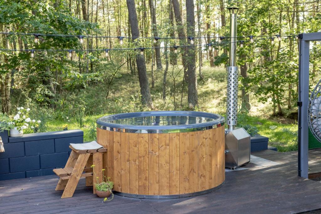 Domki na odludziu z jacuzzi, Kaszubski Reset, Łąkie