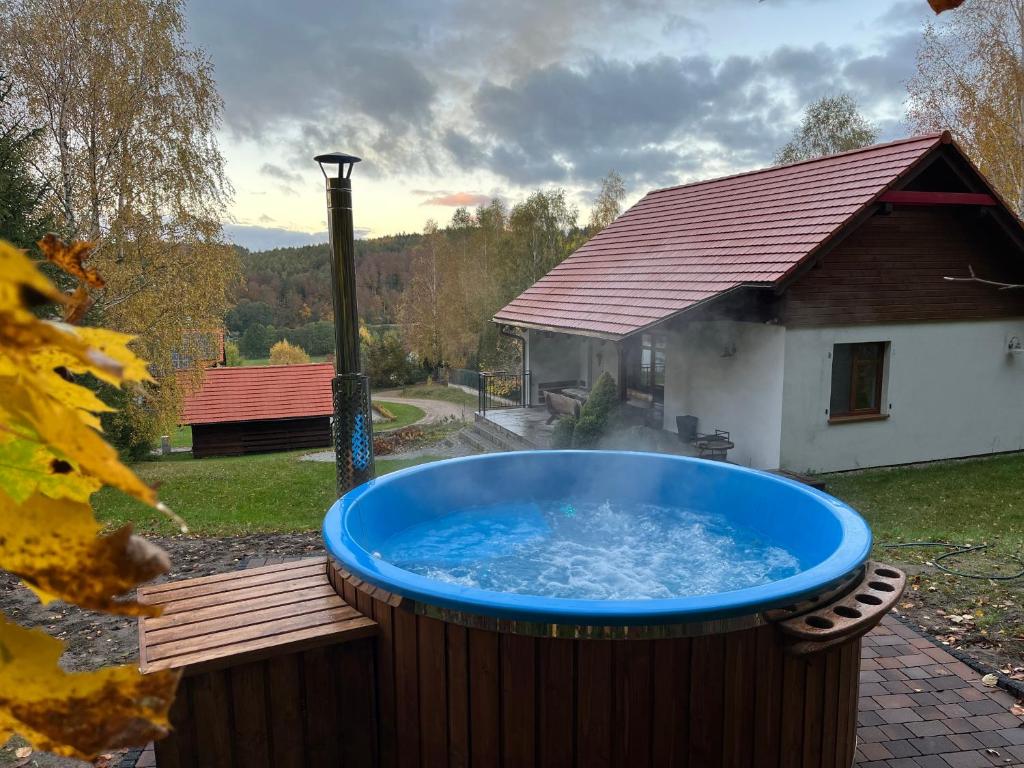 Domki na odludziu z jacuzzi, Krzeszna, Malinowe Wzgórze