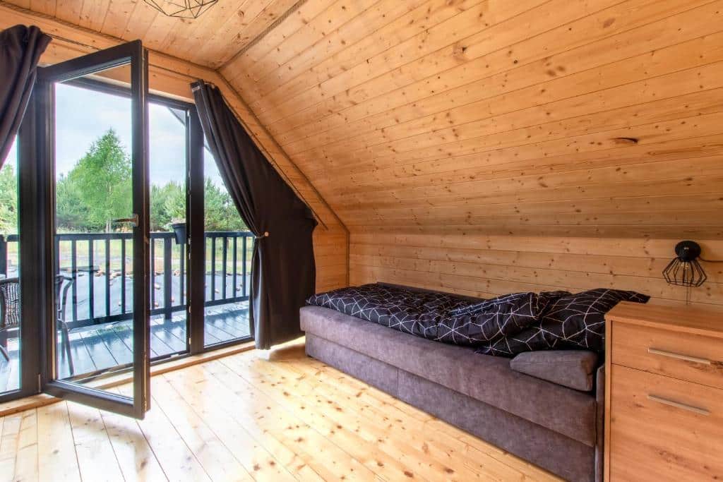 Domki w lesie z jacuzzi, Kaszubskie Zacisze, Kistowko